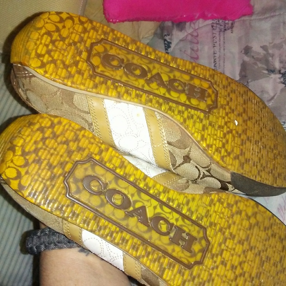 Coach shoes - Picture 2 of 5